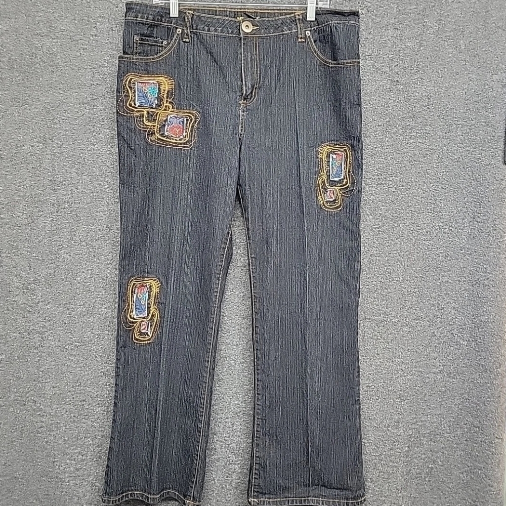 Metrostyle Women's Blue Jeans Size 37 x 30" Cotton Blend